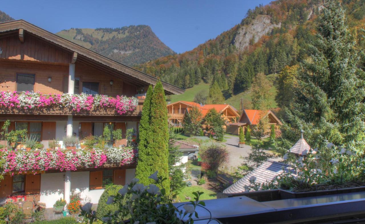 וואלכסי Mountain Inn Chalets & Apartments מראה חיצוני תמונה